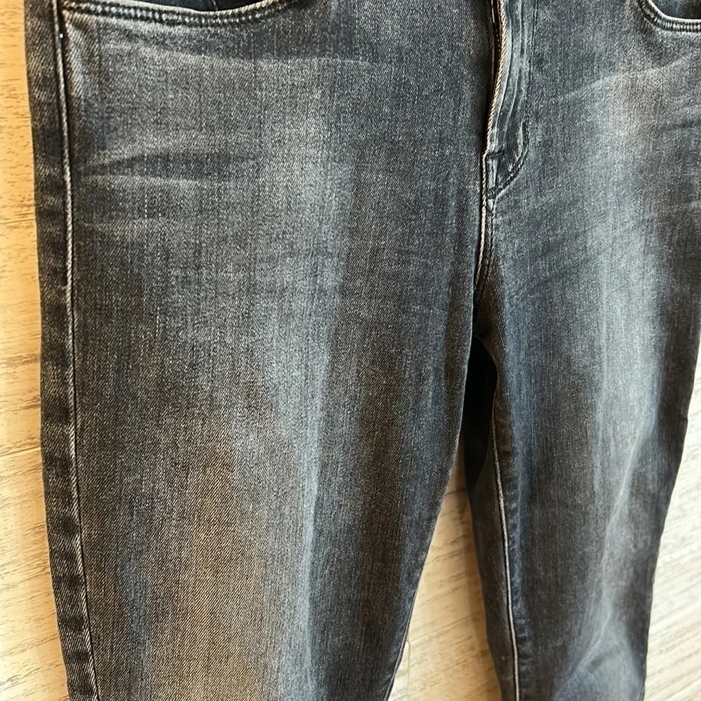 JBRAND SKINNY CROP JEANS | SIZE 28
